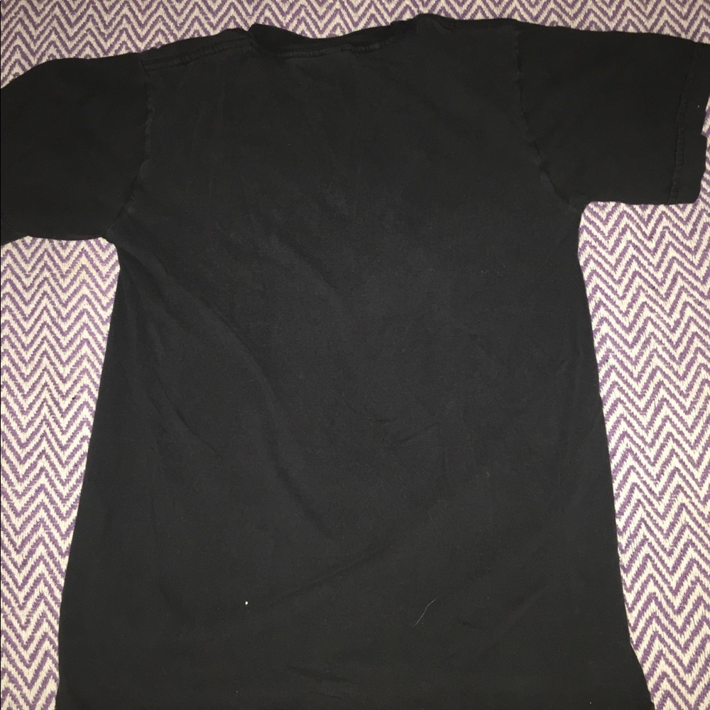 American Appearl black t-shirt - Picture 4 of 4